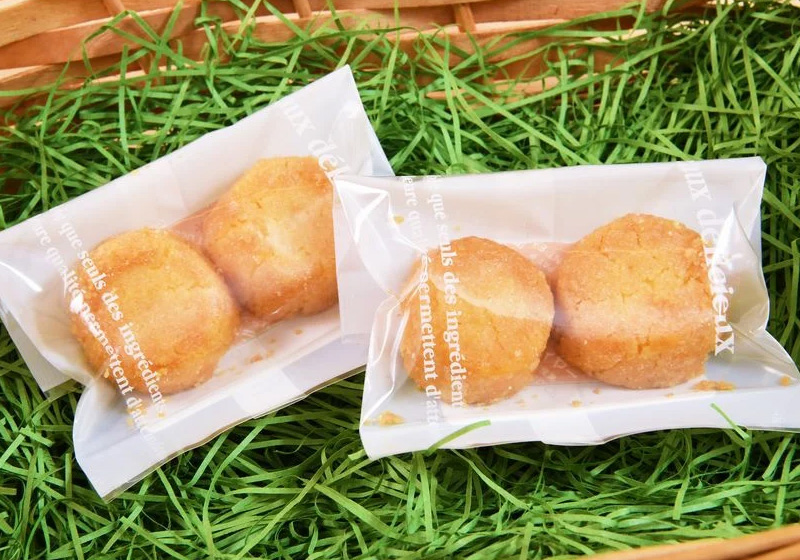 ひと口でふわっとほどける、
粉雪のような口あたり。